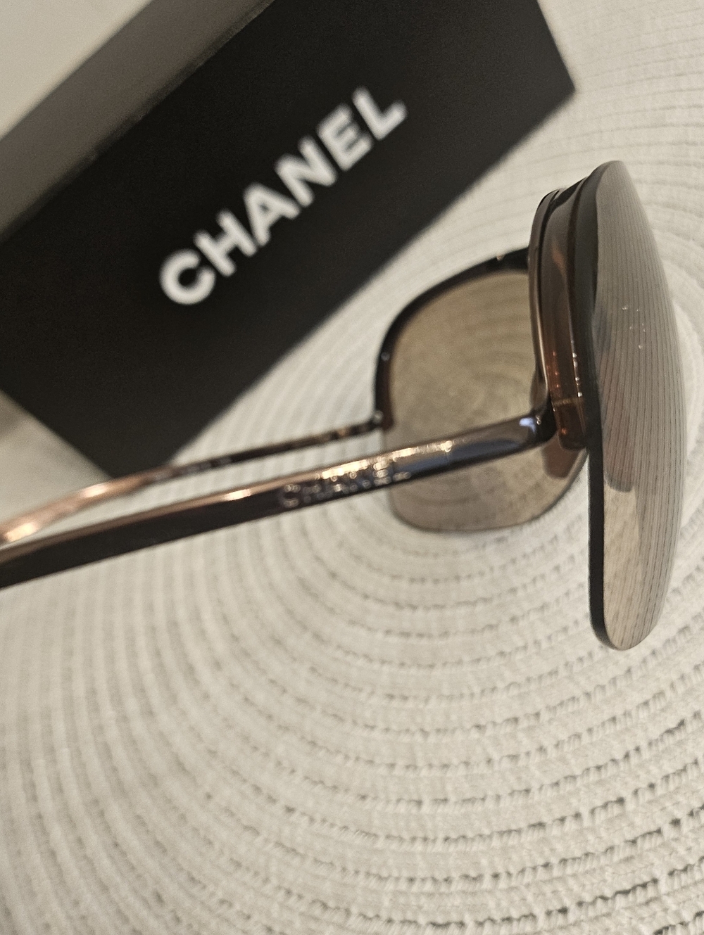 Chanel Shield Sunglasses Brown Tortoiseshell Gradient Lens Logo Italy - Picture 3 of 9